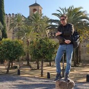  -,   Anton, 36 ,   