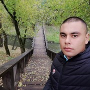  ,   Xasan, 31 ,  