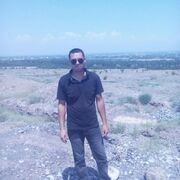  ,  Jamal, 35