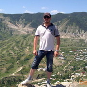  ,   Artur, 42 ,   