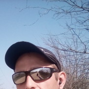  ,   Tolik, 39 ,   