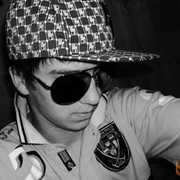  ,   Mayk, 32 ,   ,   , c , 