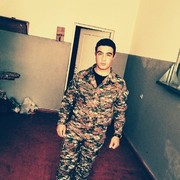  ,  Hovo, 27