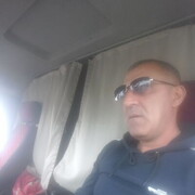 ,  Arman, 47