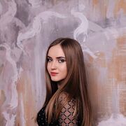  ,  Katya, 28