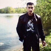  ,   Marat, 37 ,   ,   