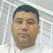  ,  Ikrom, 31