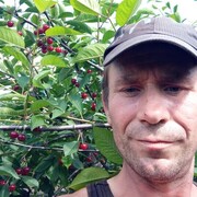  ,  Oleg, 41