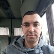 ,  Den, 38