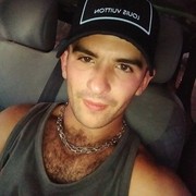  ,   Artur, 30 ,   ,   , c 