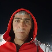  ,  Zaur, 40