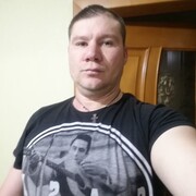  ,   Tudor, 33 ,   ,   