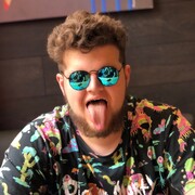  ,  Volodya, 23