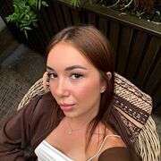  , 