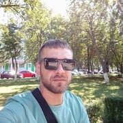  ,  Alexey, 31
