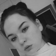  ,   Violetta, 21 ,  