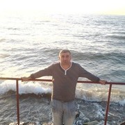  ,   Mavri, 52 ,  
