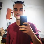  ,   Stefan, 29 ,  