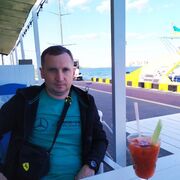  ,   Denis, 38 ,   ,   , c 