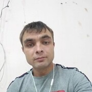   ,  Dramaturg, 32