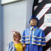  -,   , 52 ,  