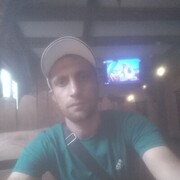  ,   Salim, 33 ,   ,   