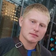  ,  Artem, 25