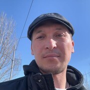  ,  Timur, 37