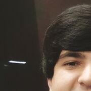   ,  Ali, 28