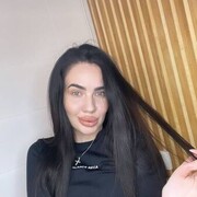  ,   Elena, 26 ,   c 