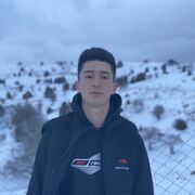  ,  Mirzobek, 28