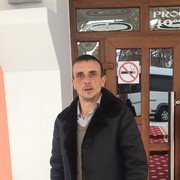  ,   Denis, 37 ,   ,   , c 