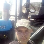  -,   Denis, 33 ,   ,   , c 
