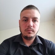  ,  Andrei, 37