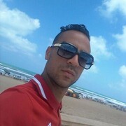  ,   Yassine, 33 ,     , c 