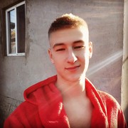  ,   Tomas, 25 ,  