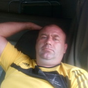  ,  Jaroslav, 40