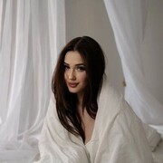  ,  Sasha, 25