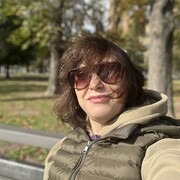  ,   Elena, 53 ,   c 