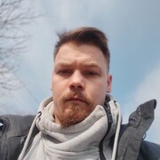  ,  Stranik, 28
