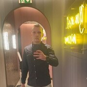  Tocna,  Andre, 25