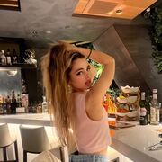  ,  ulia, 24