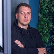  ,   Denis, 37 ,   c 