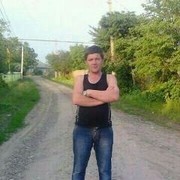  ,  Oleg, 44