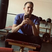  ,   Viktor, 26 ,   ,   