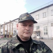  ,  Vova, 48