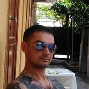 ,   Ruslan Sag, 40 ,   ,   , c 