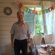  ,   Leon, 62 ,   