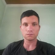  ,  Ulugbek, 32