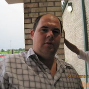  Olympia Fields,  roman, 44